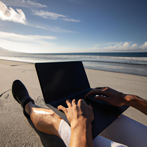 Người dùng laptop làm việc online kiếm tiền trên bãi biển với khung cảnh đẹp.
